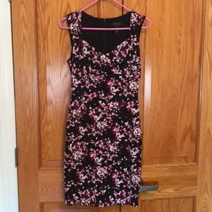 White House Black Market Instantly Slimming Dress